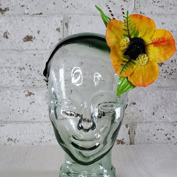 HOMEMADE Accessories - Homemade TIKI OASIS Hawaiian Luau Yellow and Green Darth Vader Flower Hair Clip